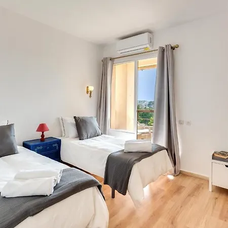 Charming Golfers Place Puerto Banus