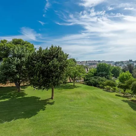 Charming Golfers Place Puerto Banus Apartment Marbella